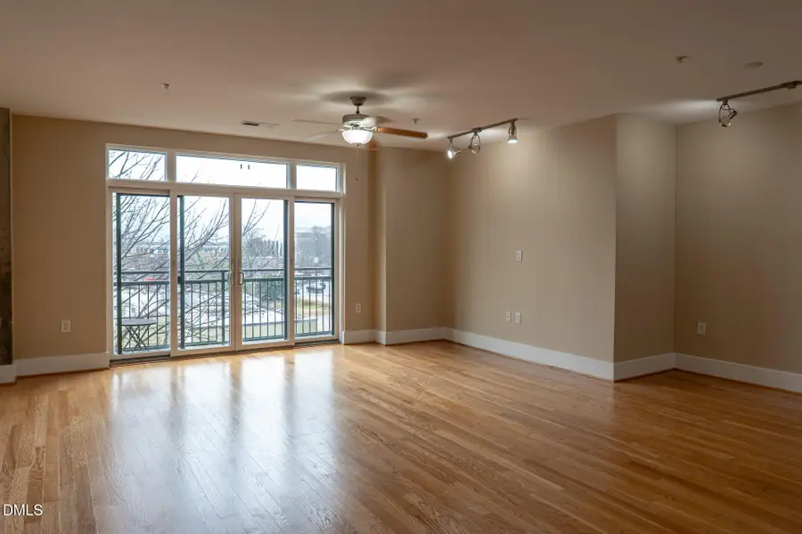 444 S Blount Street #328, Raleigh, NC 27601 - Image #2