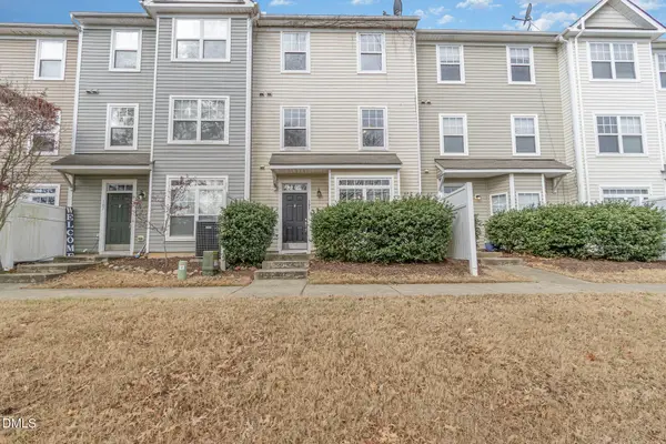 1311 Canyon Rock Court #U105, Raleigh, NC 27610