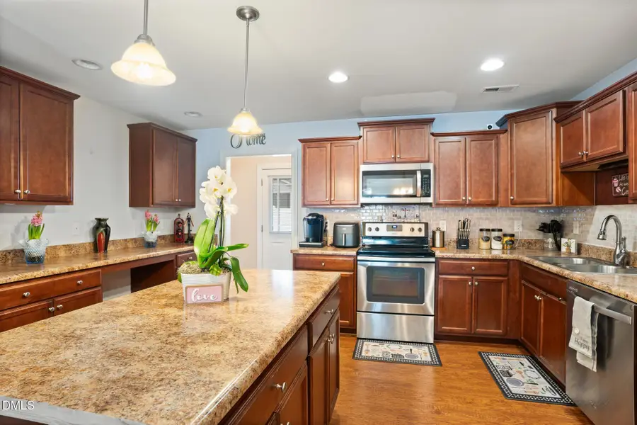 508 W Church Street, Benson, NC 27504 - Image #3