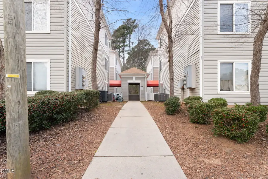 1420 Collegiate Circle, Raleigh, NC 27606 - Image #2