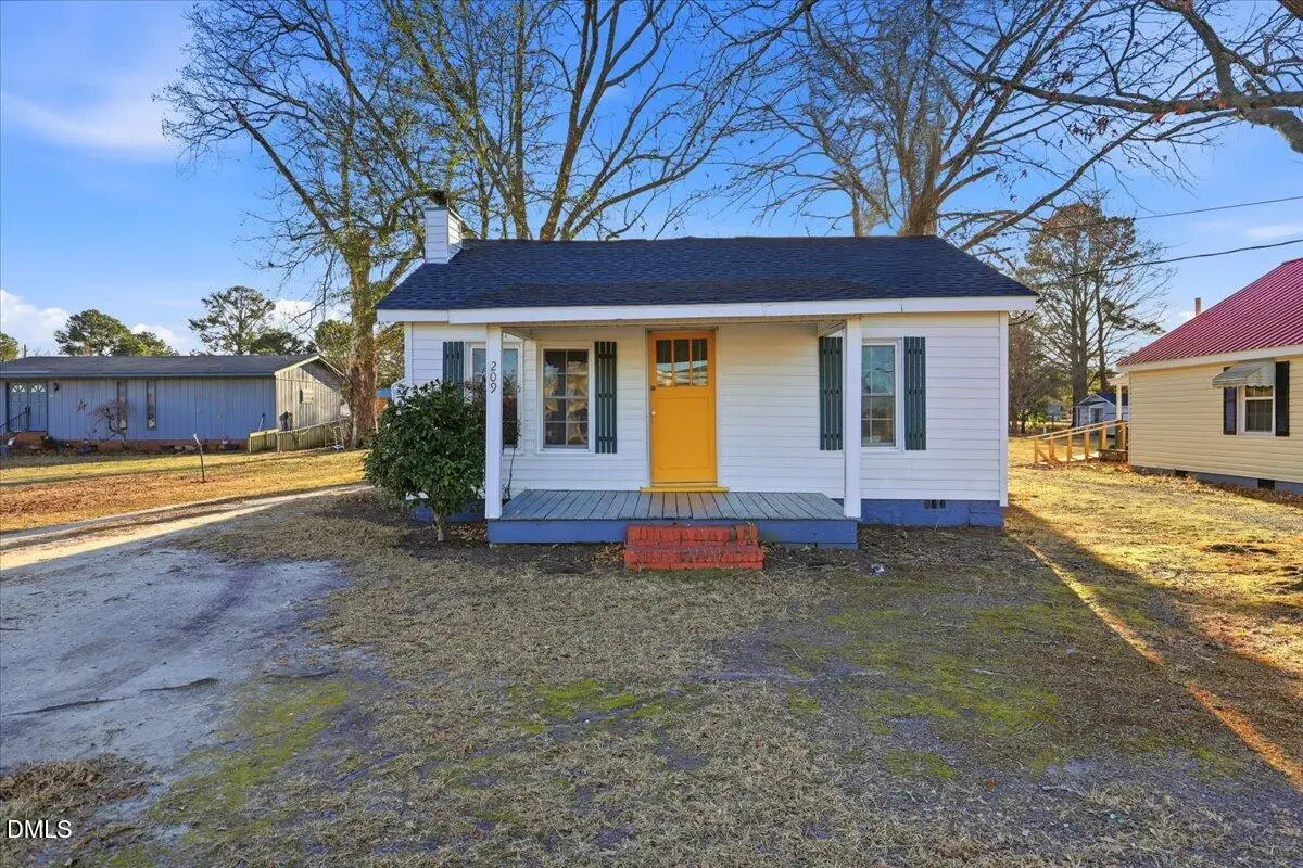 209 Price Street, Pine Level, NC 27576 - Image #1