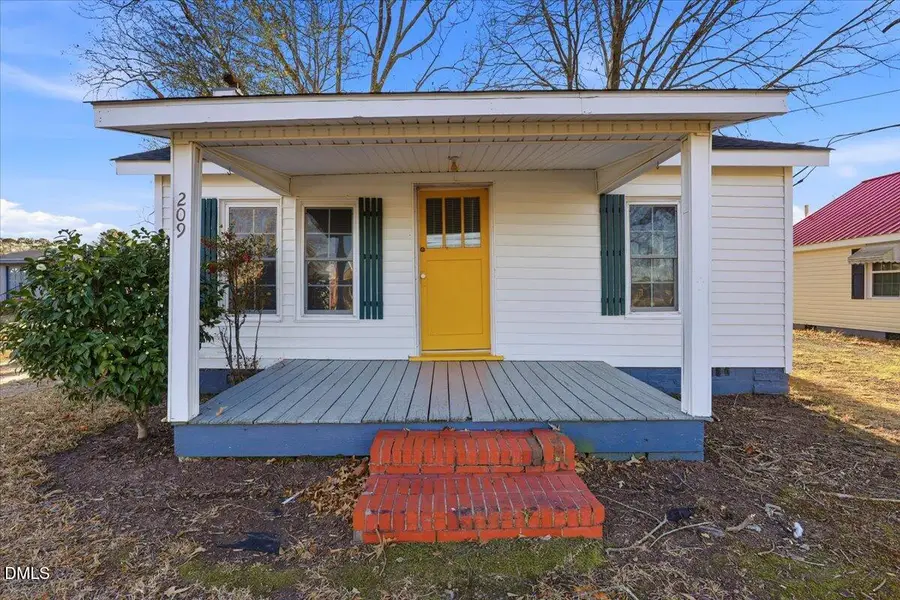 209 Price Street, Pine Level, NC 27576 - Image #2