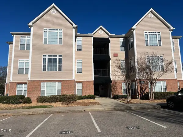 2501 Huntscroft Lane #303, Raleigh, NC 27617