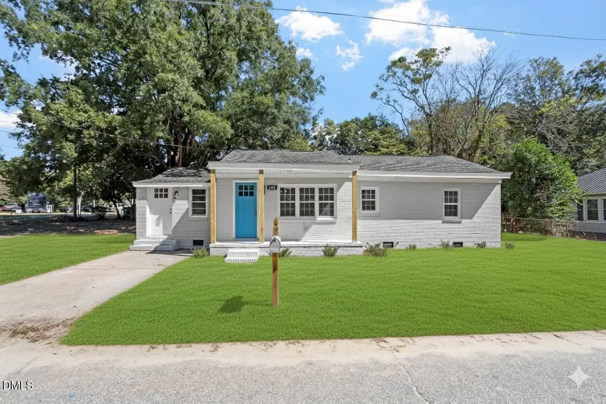 604 E Townsend Street, Dunn, NC 28334 - Image #1