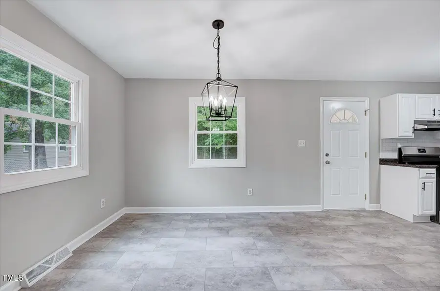 592 Perdues Road, Louisburg, NC 27549 - Image #3