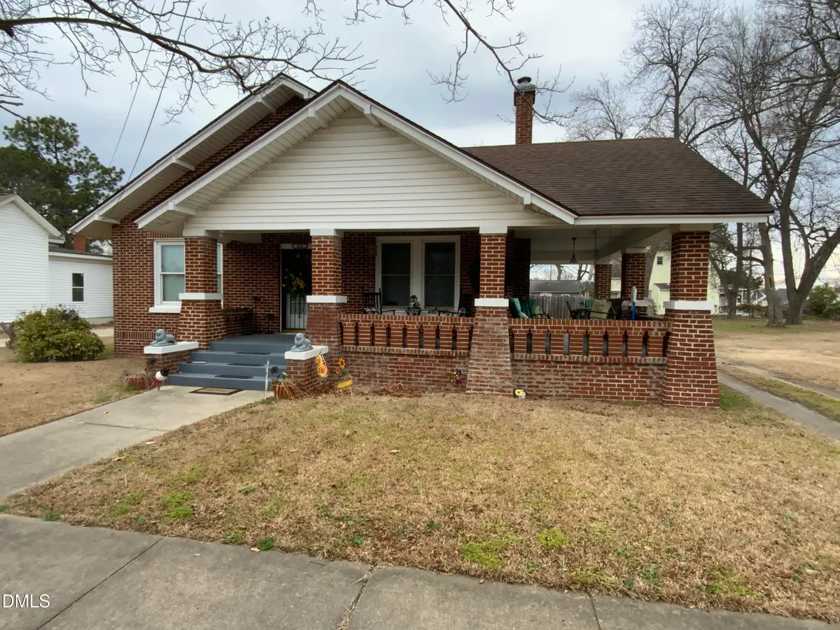 304 W Harnett Street, Dunn, NC 28334 - Image #1