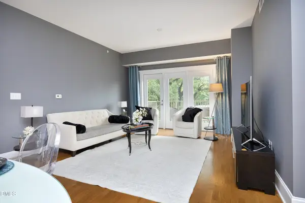 222 Glenwood Avenue #413, Raleigh, NC 27603