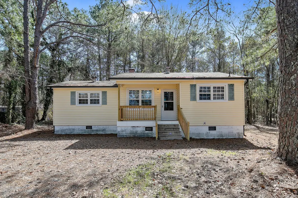 558 Horseshoe Road, Fayetteville, NC 28303 - Image #1