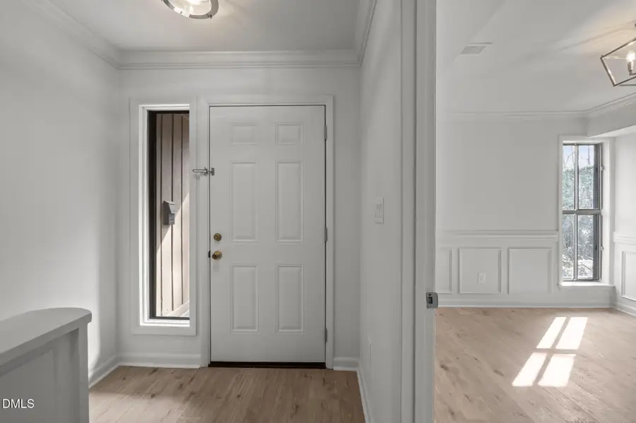 302 Oak Tree Drive, Chapel Hill, NC 27517 - Image #3