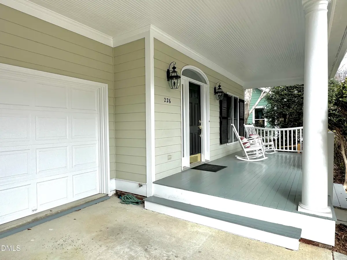 226 Edgewater Circle, Chapel Hill, NC 27516 - Image #1