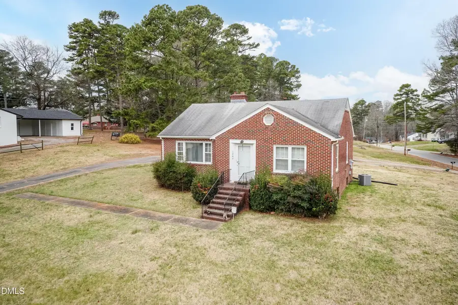 1204 Roanoke Avenue, Henderson, NC 27536 - #3