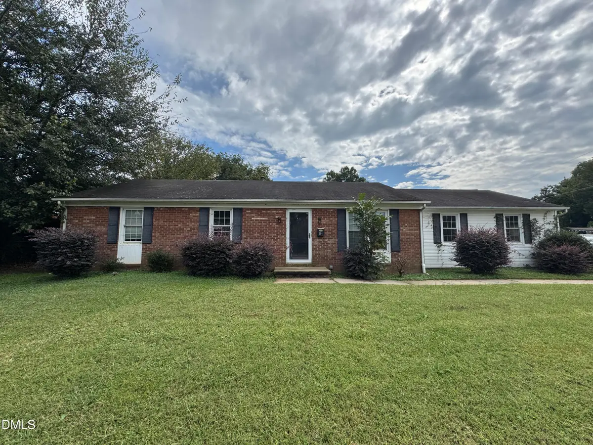 201 E Harden Street, Graham, NC 27253 - #1