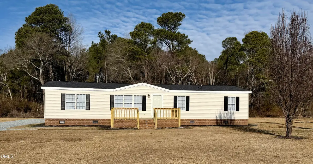 2000 Woods Crossroads Road, Benson, NC 27504 - #1