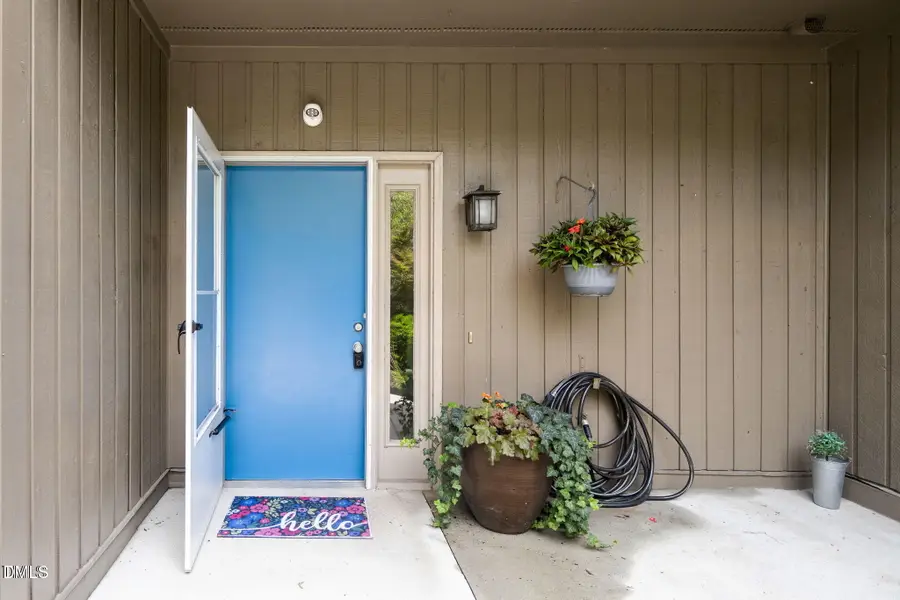 6 Weybridge Place, Chapel Hill, NC 27517 - Image #3