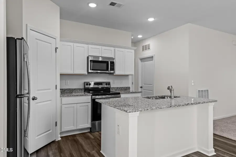 646 Essex Road, Nashville, NC 27856 - #2