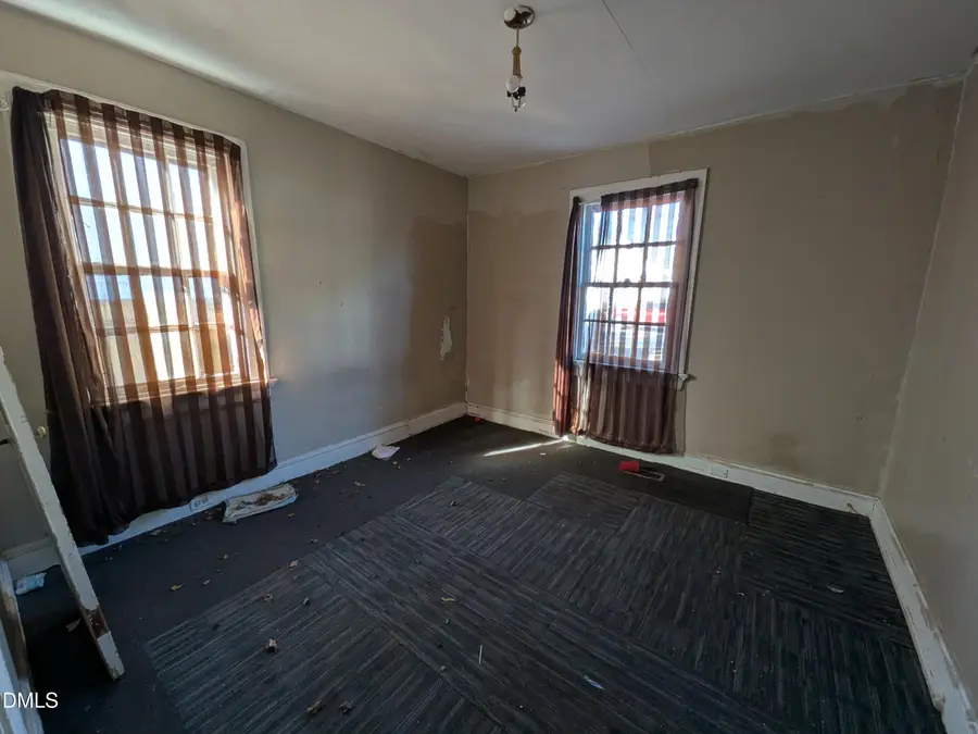 809 Briggs Street S, Wilson, NC 27893 - #3