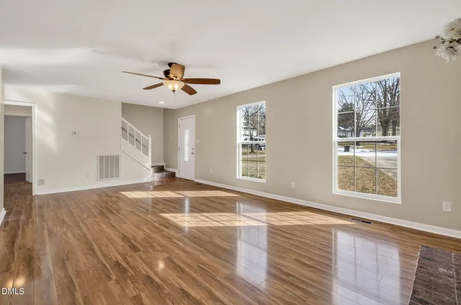 637 Yates Place, Zebulon, NC 27597 - Image #3