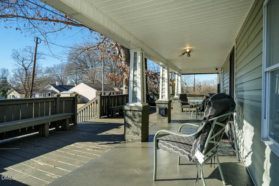 407 Oak Street, Graham, NC 27253 - #3