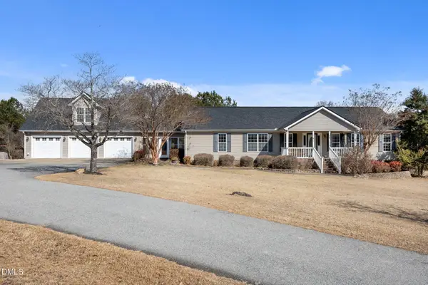 120 Mockingbird Lane, Spring Lake, NC 28390