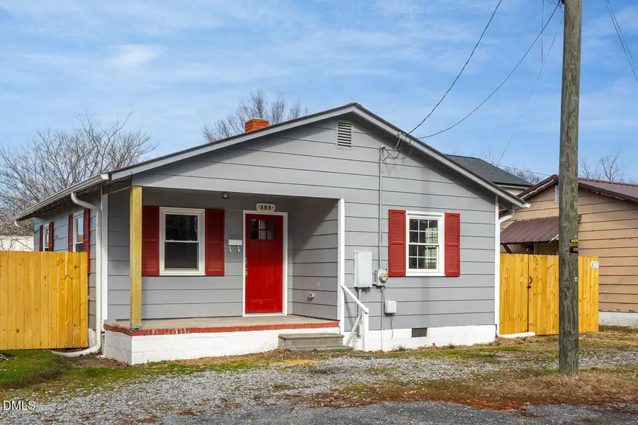 209 N Washington Avenue, Dunn, NC 28334 - #2