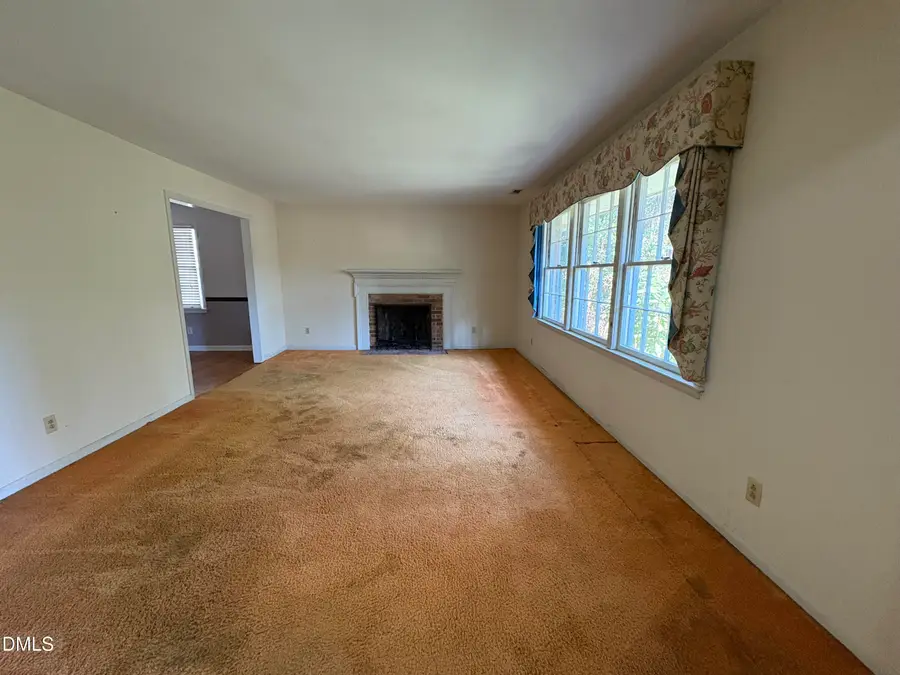 824 Ravenwood Drive, Raleigh, NC 27606 - #2