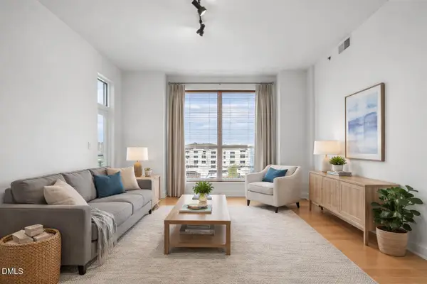 618 N Boylan Avenue #702, Raleigh, NC 27603