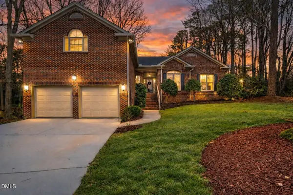 2016 W Sterlington Place, Apex, NC 27502