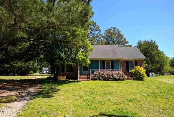 103 Crestwater Court, Louisburg, NC 27549