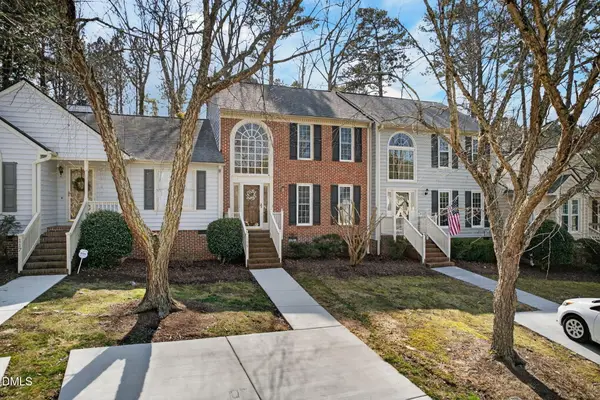 119 Heatherwood Drive, Apex, NC 27502