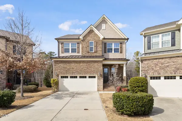 1016 Regency Cottage Place, Cary, NC 27518