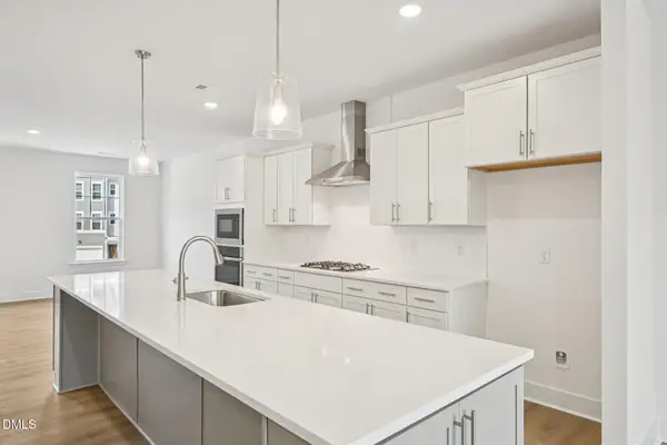 10904 Bayflower Way, Raleigh, NC 27617