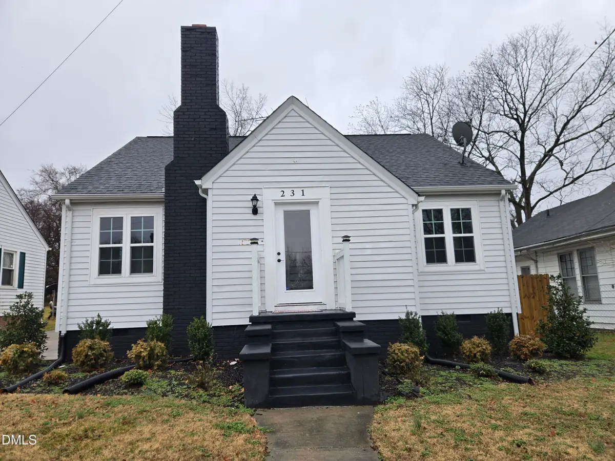 231 Gary Street, Henderson, NC 27536 - #1
