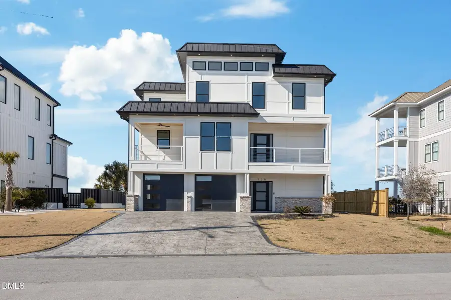 208 Radio Island Road, Morehead City, NC 28557 - #2