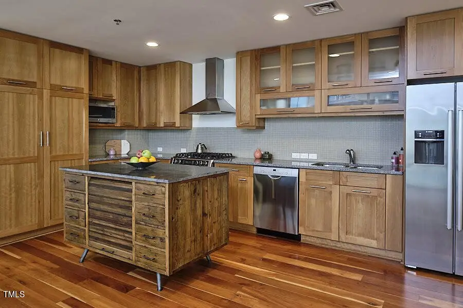 601 W Rosemary Street #712, Chapel Hill, NC 27516 - #1