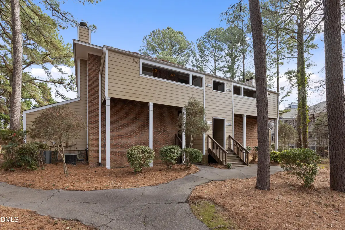 3237 Mill Run, Raleigh, NC 27612 - #1