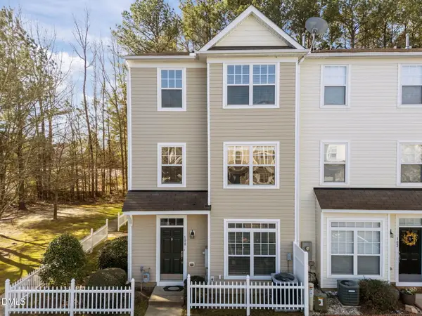 8621 Neuse Club Lane #100, Raleigh, NC 27616