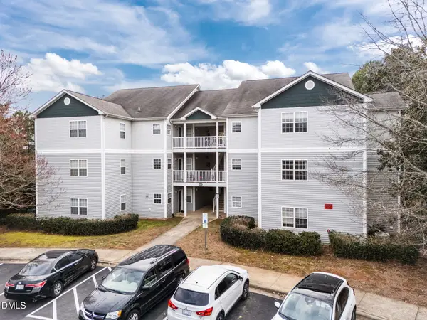 3730 Pardue Woods Place #303, Raleigh, NC 27603