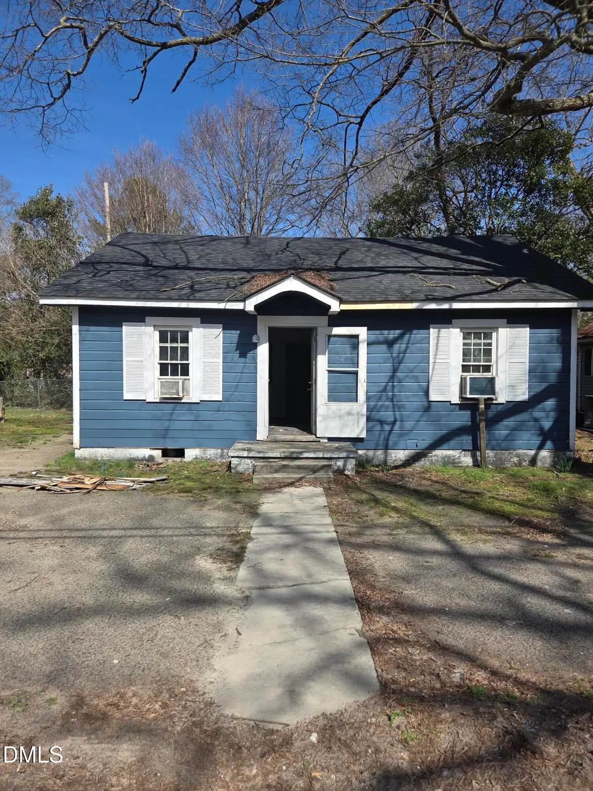 207 E Maple Street, Mount Olive, NC 28365 - #1