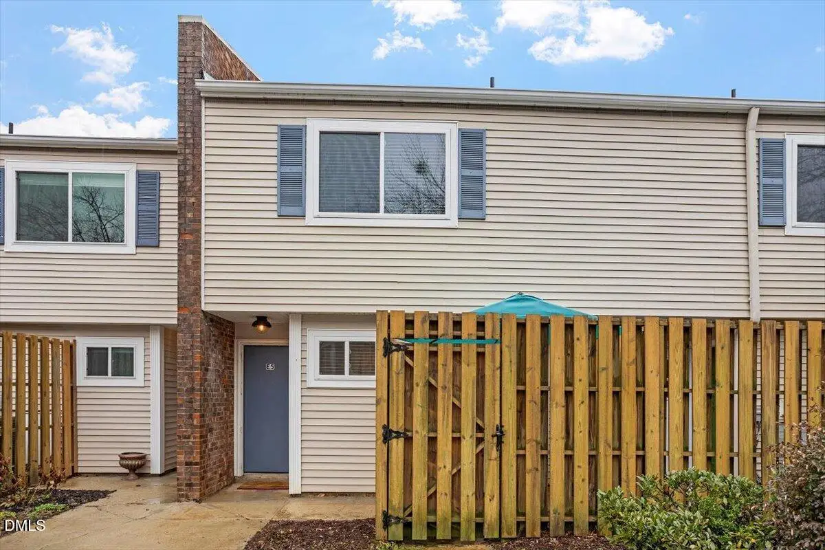 220 Elizabeth Street #Apt E5, Chapel Hill, NC 27514 - #1