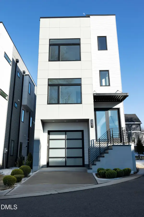 221 Woodsborough Place, Raleigh, NC 27601