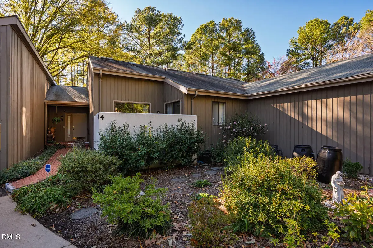 4 Wellesley Place, Chapel Hill, NC 27517 - #1