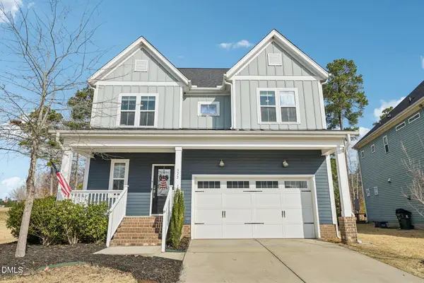 572 Beacon Ridge Boulevard, Chapel Hill, NC 27516