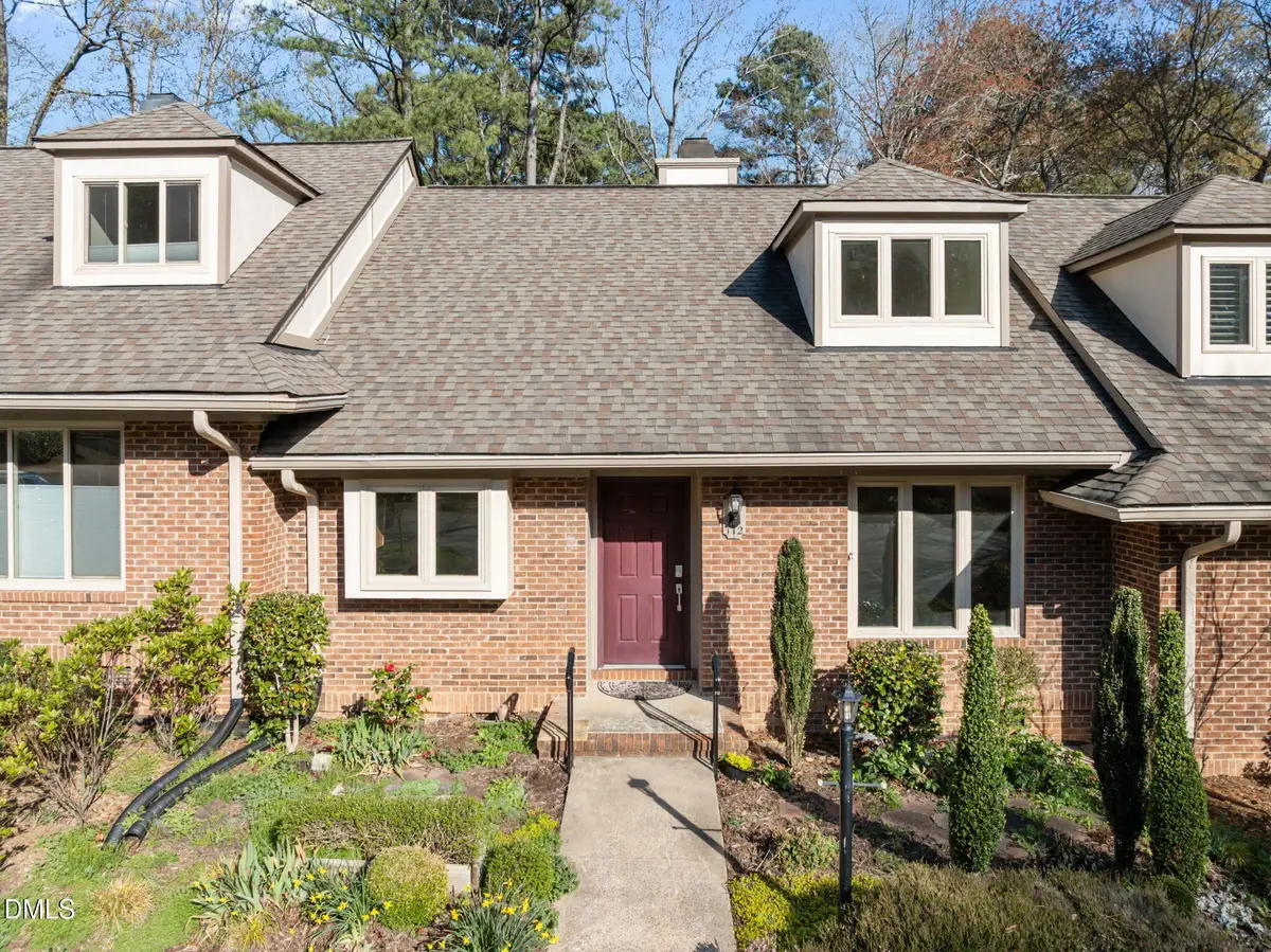 112 Essex Drive, Chapel Hill, NC 27514 - #1