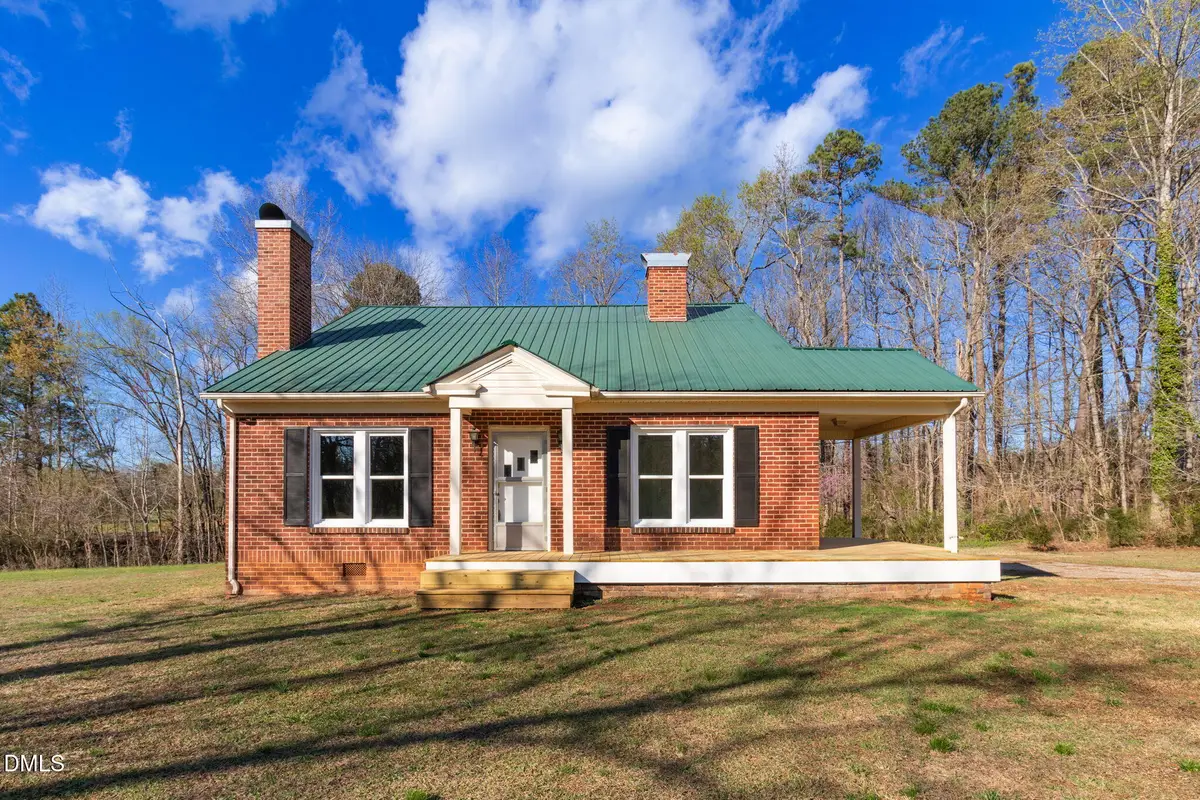 2200 W 3rd Street, Siler City, NC 27344 - #1