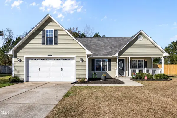 248 Carolina Oaks Circle, Linden, NC 28356