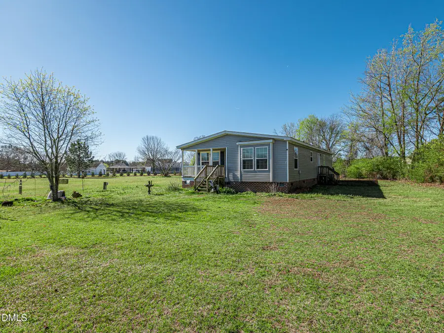 87 Garland Way, Dunn, NC 28334 - #3