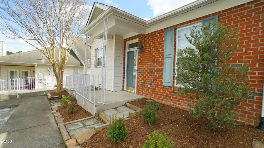 41 Signet Drive, Durham, NC 27704 - #3