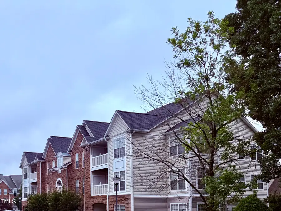 2221 Delaney Drive # 112, Burlington, NC 27215 - #2