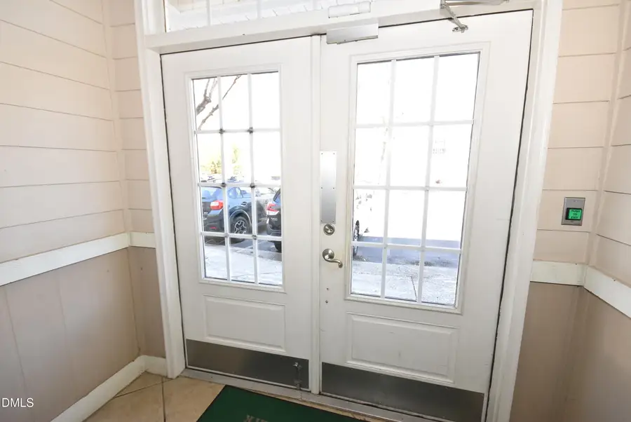 104 Sunset Circle #204, Greensboro, NC 27408 - #3