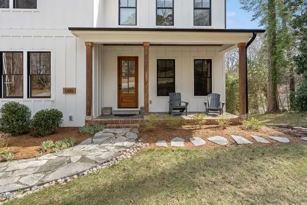 1200 Roosevelt Drive, Chapel Hill, NC 27514